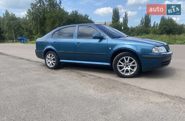 Ліфтбек Skoda Octavia 2003 в  фото 2 Ліфтбек Skoda Octavia 2003 в