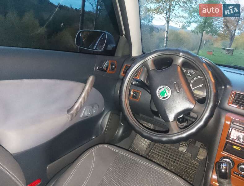 Ліфтбек Skoda Octavia 2001 в Стрию