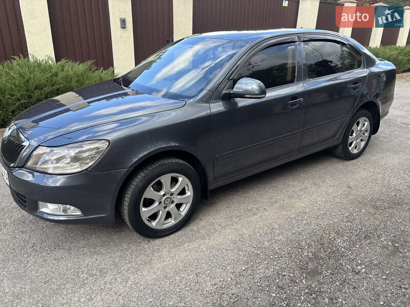 Лифтбек Skoda Octavia 2011 в Запорожье