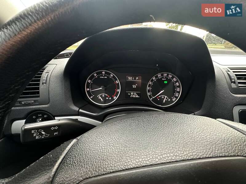 Ліфтбек Skoda Octavia 2012 в Лубнах