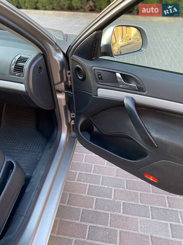 Универсал Skoda Octavia 2011 в Львове