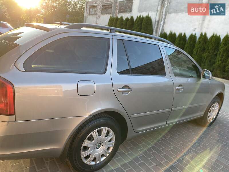 Универсал Skoda Octavia 2011 в Львове