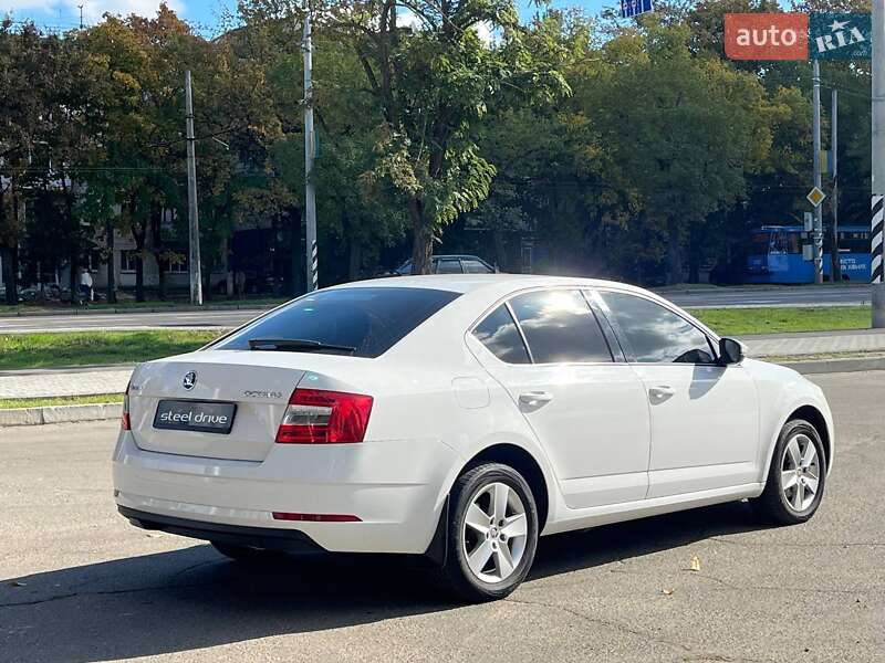 Лифтбек Skoda Octavia 2019 в Николаеве