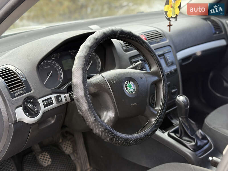 Ліфтбек Skoda Octavia 2008 в Києві