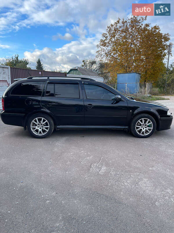 Универсал Skoda Octavia 2002 в Коростышеве