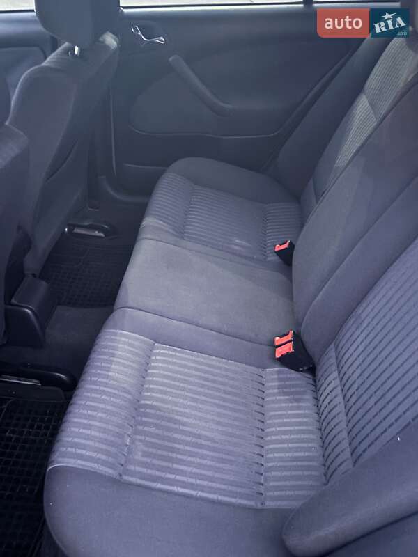 Лифтбек Skoda Octavia 2006 в Дергачах