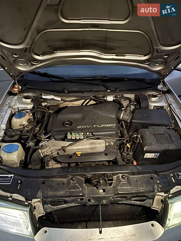 Лифтбек Skoda Octavia 2006 в Дергачах