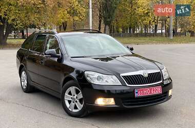 Универсал Skoda Octavia 2010 в 