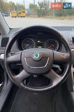 Универсал Skoda Octavia 2010 в 