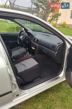 Лифтбек Skoda Octavia 2004 в 