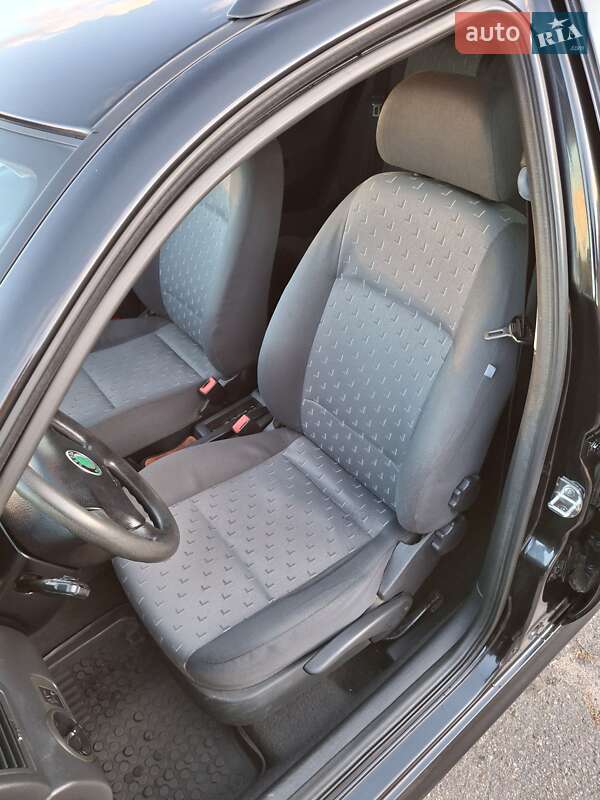 Универсал Skoda Octavia 2005 в Умани