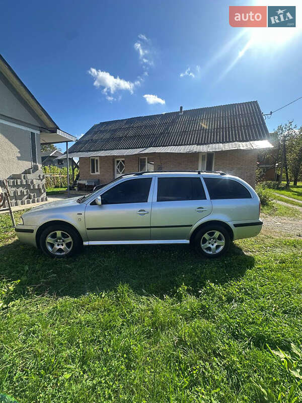 Универсал Skoda Octavia 2002 в Тячеве