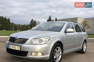 Универсал Skoda Octavia 2012 в Ровно