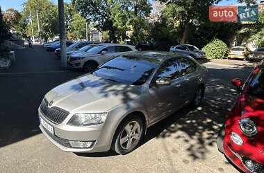 Ліфтбек Skoda Octavia 2014 в 