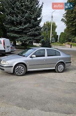Лифтбек Skoda Octavia 2001 в 