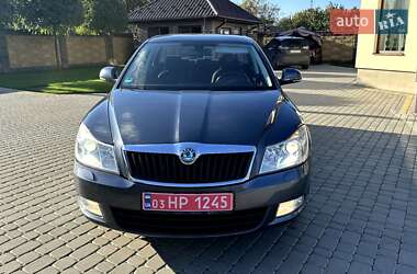 Универсал Skoda Octavia 2010 в 