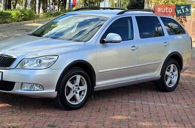 Универсал Skoda Octavia 2009 в 