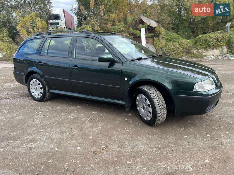 Универсал Skoda Octavia 2004 в Виннице