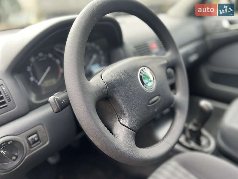 Универсал Skoda Octavia 2004 в Виннице