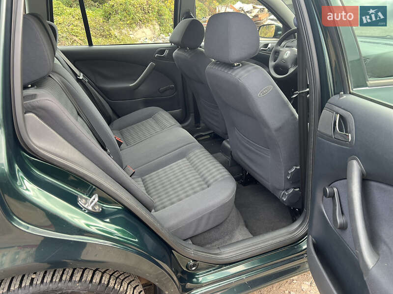 Универсал Skoda Octavia 2004 в Виннице