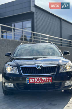 Універсал Skoda Octavia 2011 в  фото 16 Універсал Skoda Octavia 2011 в