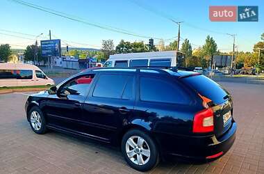 Универсал Skoda Octavia 2010 в 