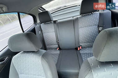 Лифтбек Skoda Octavia 2006 в 