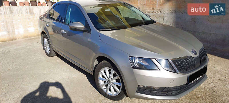 Лифтбек Skoda Octavia 2017 в Киеве