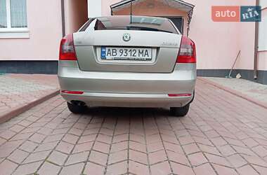 Ліфтбек Skoda Octavia 2012 в  фото 5 Ліфтбек Skoda Octavia 2012 в