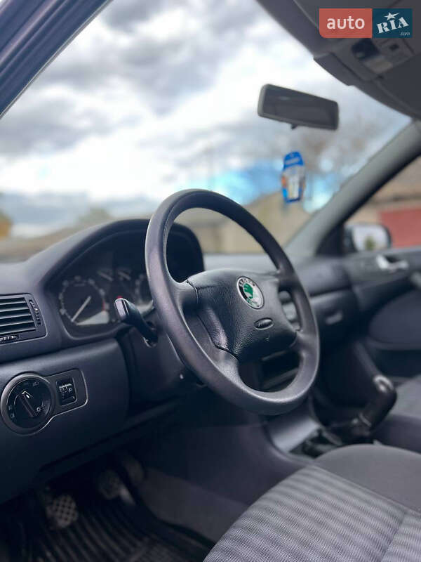 Универсал Skoda Octavia 2004 в Виннице