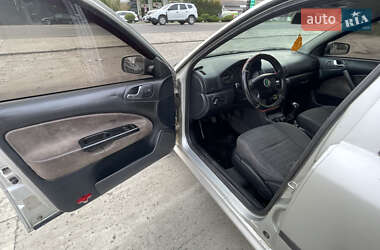 Лифтбек Skoda Octavia 2004 в 