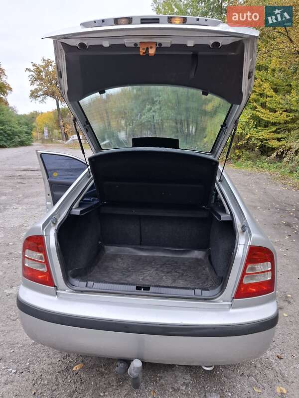 Ліфтбек Skoda Octavia 2002 в Вінниці фото 2 Ліфтбек Skoda Octavia 2002 в Вінниці