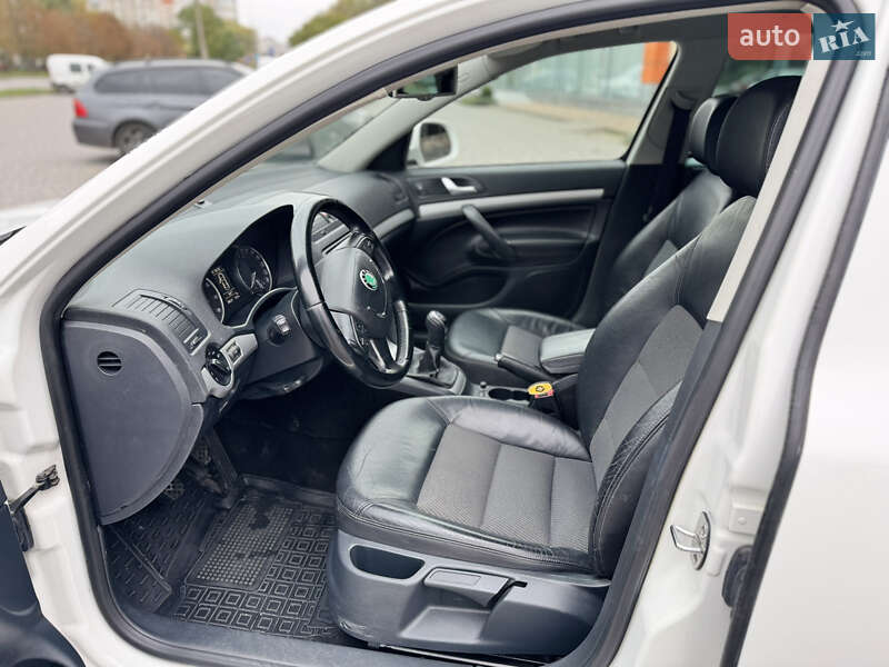 Універсал Skoda Octavia 2012 в Хмельницькому