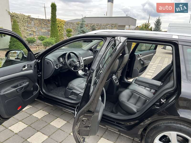 Универсал Skoda Octavia 2012 в Стрые