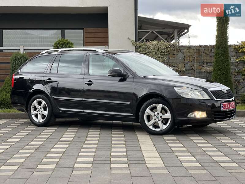 Универсал Skoda Octavia 2012 в Стрые