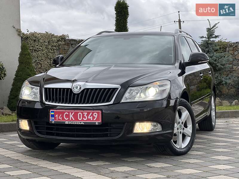 Универсал Skoda Octavia 2012 в Стрые