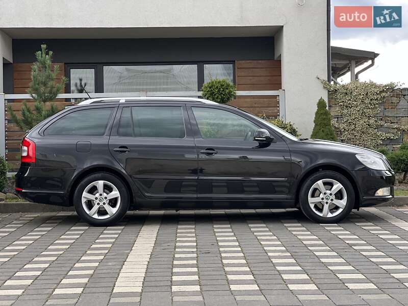 Универсал Skoda Octavia 2012 в Стрые