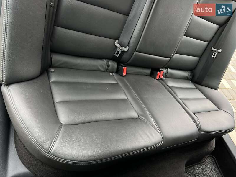 Универсал Skoda Octavia 2012 в Стрые