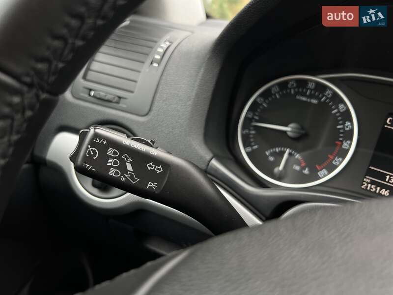 Универсал Skoda Octavia 2012 в Стрые