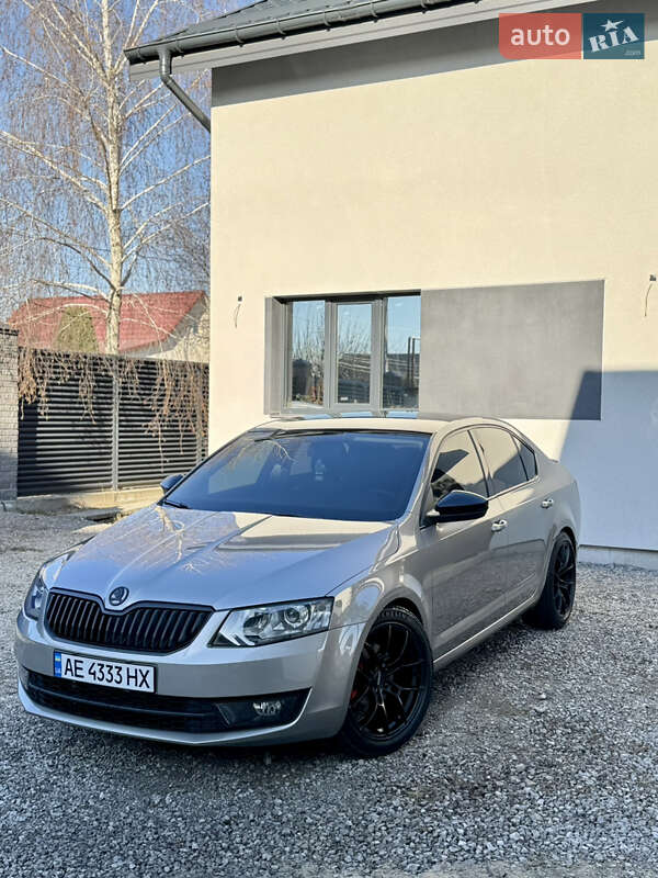 Лифтбек Skoda Octavia 2013 в Днепре фото 10 Лифтбек Skoda Octavia 2013 в Днепре