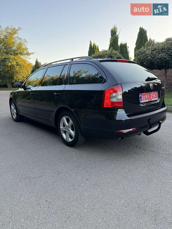 Универсал Skoda Octavia 2012 в Ровно