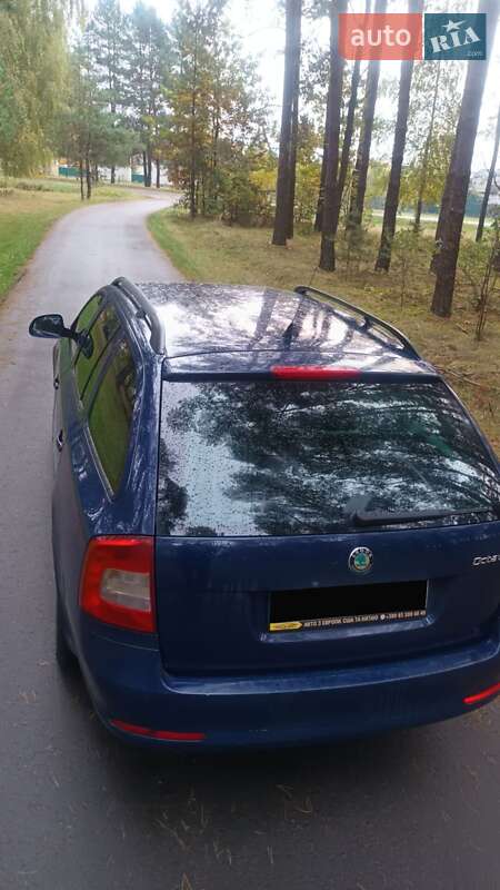 Універсал Skoda Octavia 2012 в Маневичах