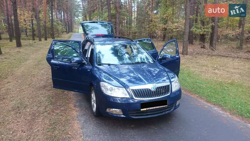 Універсал Skoda Octavia 2012 в Маневичах