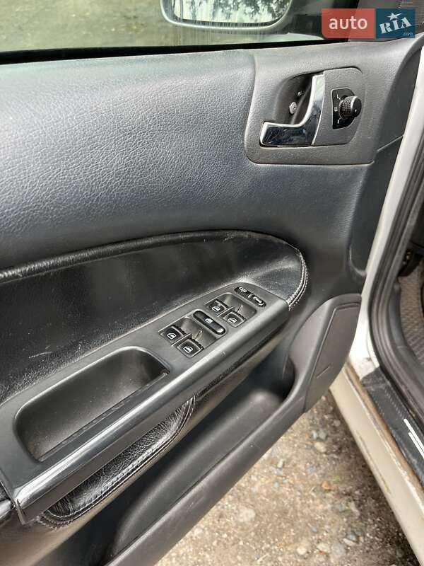 Ліфтбек Skoda Octavia 2004 в Полтаві фото 13 Ліфтбек Skoda Octavia 2004 в Полтаві