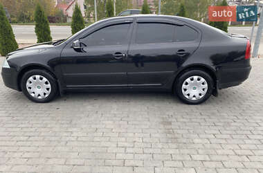 Лифтбек Skoda Octavia 2006 в 