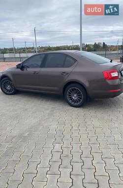 Ліфтбек Skoda Octavia 2013 в  фото 5 Ліфтбек Skoda Octavia 2013 в