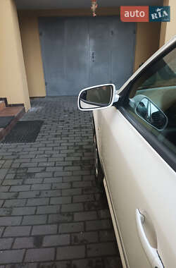 Универсал Skoda Octavia 2005 в  фото 5 Универсал Skoda Octavia 2005 в
