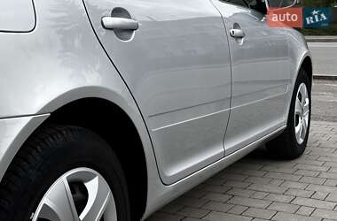 Универсал Skoda Octavia 2009 в 