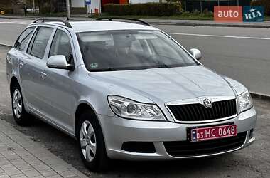 Универсал Skoda Octavia 2009 в 