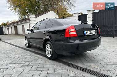 Лифтбек Skoda Octavia 2005 в 